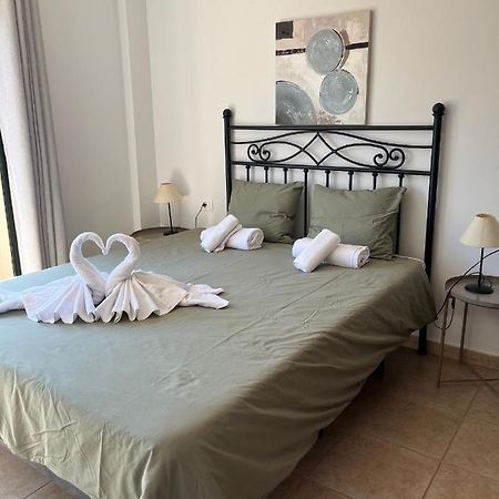 Appartamento Casa Geranios 2 Arona  Esterno foto